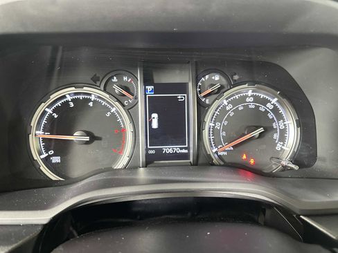 Used 2021 Toyota 4Runner TRD Off-Road image 15