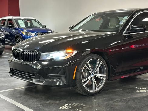 Used 2020 BMW 330i Sedan RWD image 11