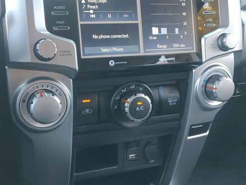 Used 2020 Toyota 4Runner SR5 image 16