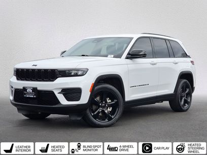 Used 2023 Jeep Grand Cherokee Altitude