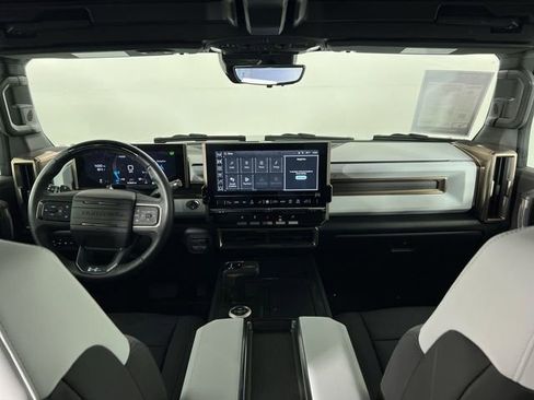 Used 2025 GMC Hummer EV 3X image 21