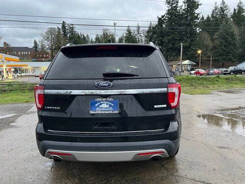 Used 2017 Ford Explorer Limited w/ Equipment Group 301A image 7
