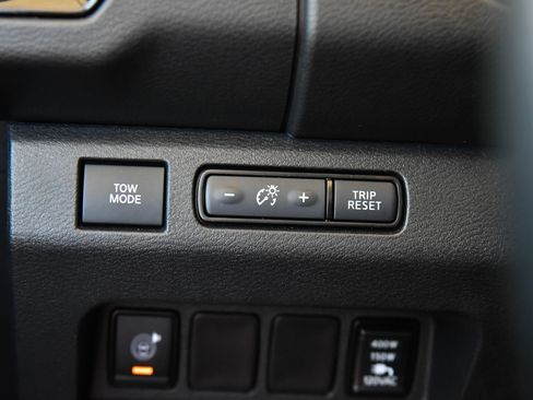 Used 2025 Nissan Frontier Pro-X w/ Pro Convenience Package image 36