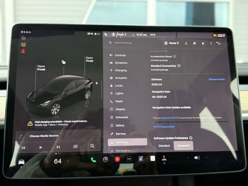Used 2022 Tesla Model Y Long Range AWD/4WD image 55