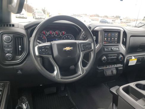 Used 2022 Chevrolet Silverado 1500 Custom w/ LPO, Dark Essentials Package AWD/4WD image 19