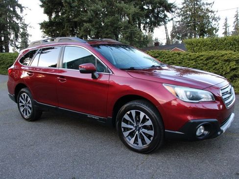 Used 2016 Subaru Outback 2.5i Limited image 2