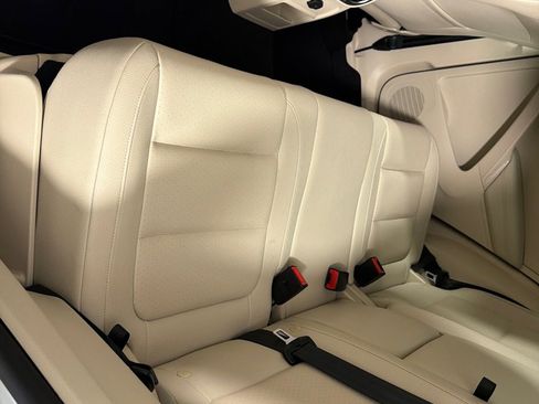 Used 2017 Volkswagen Tiguan Wolfsburg Edition image 20