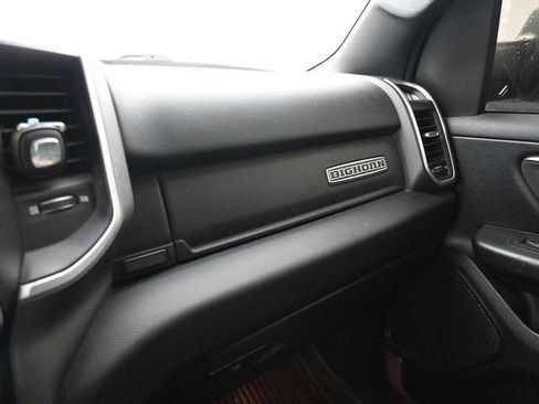 Used 2019 RAM 1500 Big Horn image 32