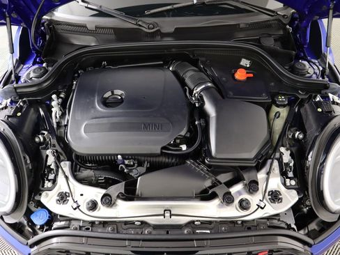 Certified 2025 MINI Cooper S image 27