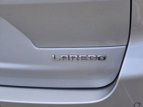 Used 2024 Jeep Grand Cherokee L Laredo w/ Luxury Tech Group I AWD/4WD image 10
