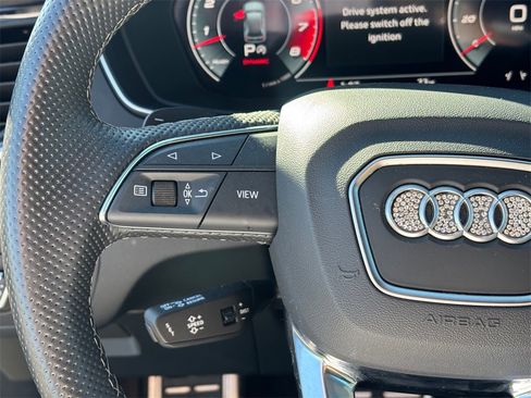 Used 2022 Audi SQ5 Prestige w/ Prestige Package image 17