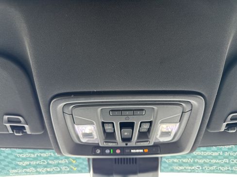 Used 2024 Chevrolet Silverado 2500 ZR2 w/ Technology Package image 26