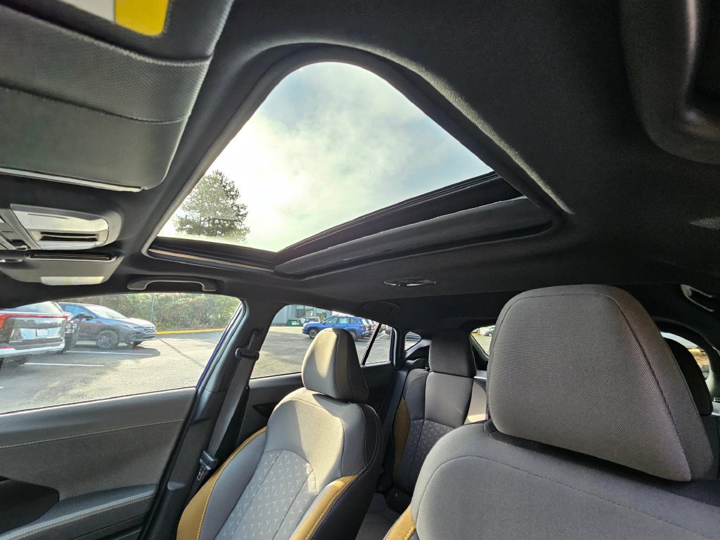 Used 2025 Subaru Crosstrek 2.5i Sport w/ Crosstrek Mirror Package AWD/4WD image 21