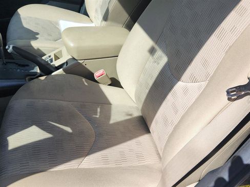 Used 2012 Toyota RAV4 4WD w/ Value Pkg image 9