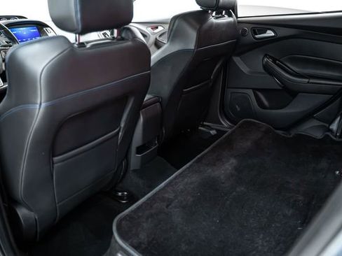 Used 2016 Ford Focus RS image 22