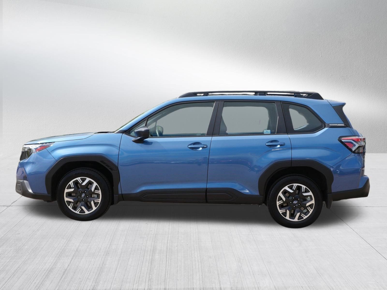 Used 2025 Subaru Forester Touring AWD/4WD image 4