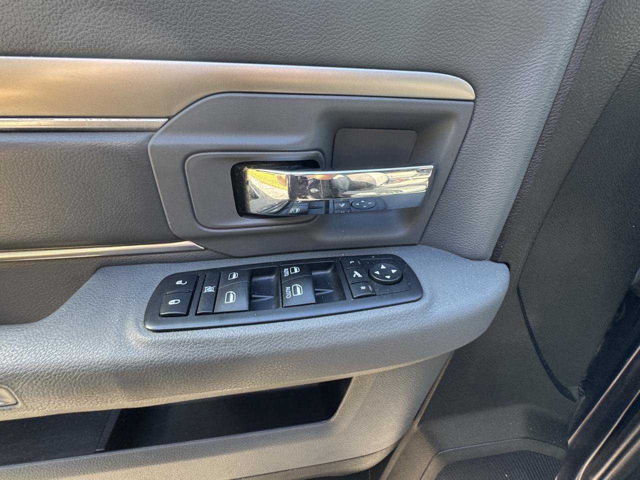 Used 2013 RAM 1500 Big Horn AWD/4WD image 30