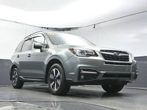 Used 2018 Subaru Forester 2.5i Limited AWD/4WD image 32
