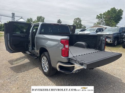 Used 2025 Chevrolet Silverado 1500 LTZ AWD/4WD image 12