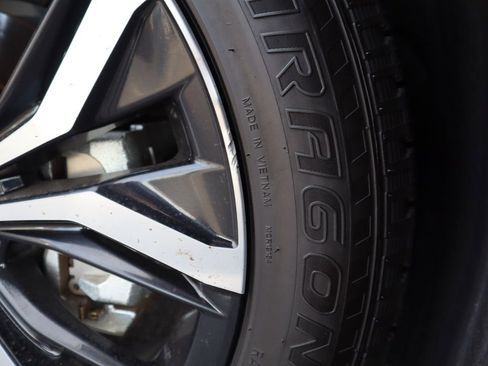 Used 2025 Toyota Crown Signia image 29