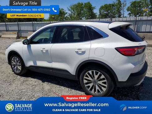 Used 2020 Ford Escape Titanium FWD image 3
