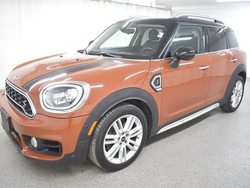 Used 2017 MINI Cooper Countryman S FWD image 3