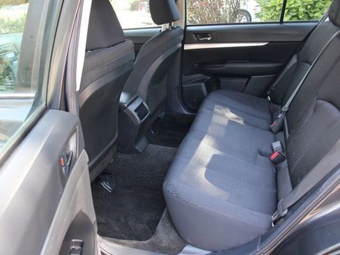 Used 2011 Subaru Legacy 2.5i Premium w/ All-Weather Pkg image 14