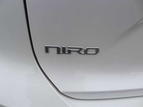 Used 2023 Kia Niro Wind image 28