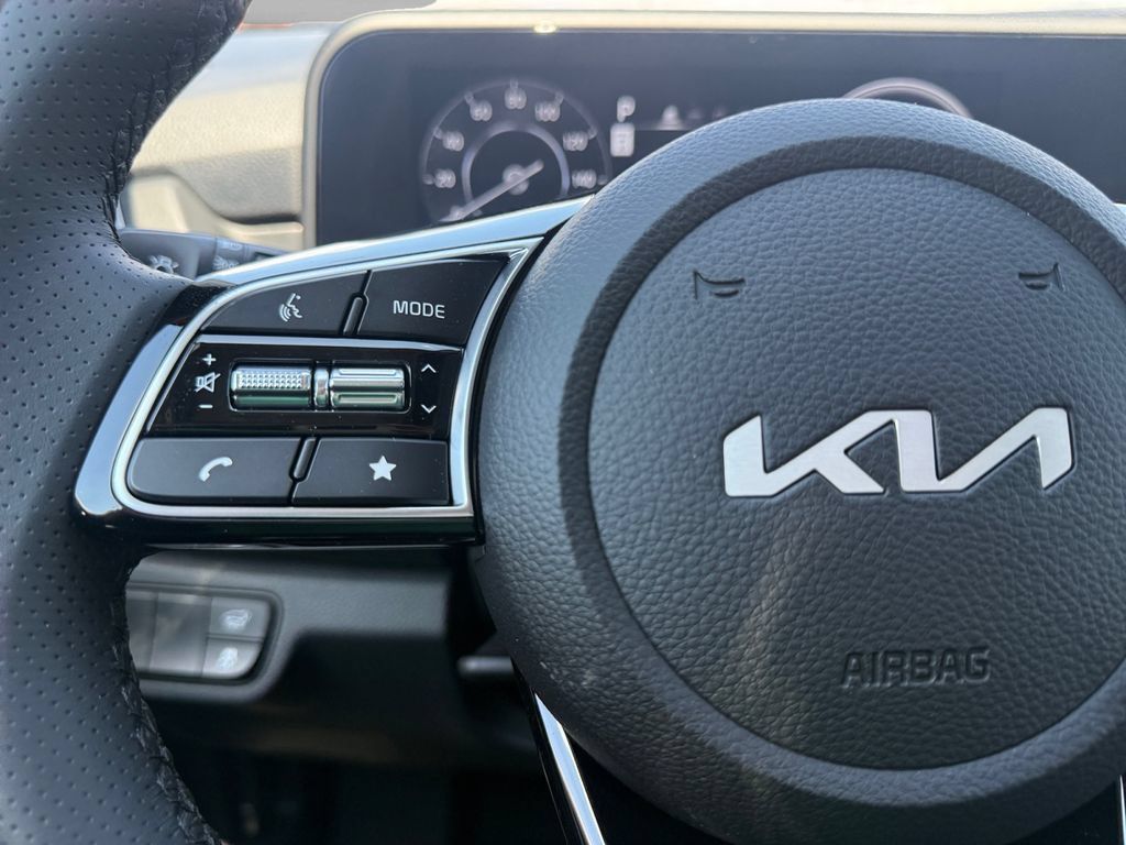 New 2026 Kia Seltos SX AWD/4WD image 25