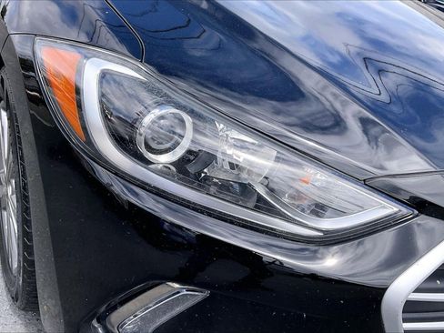 Used 2018 Hyundai Elantra Value Edition FWD image 29