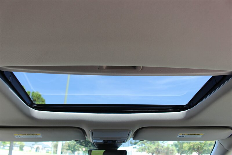 Used 2026 Honda Odyssey EX-L image 23