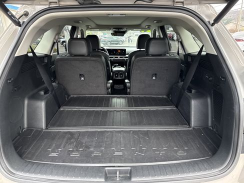 Used 2024 Kia Sorento X-Line EX image 2