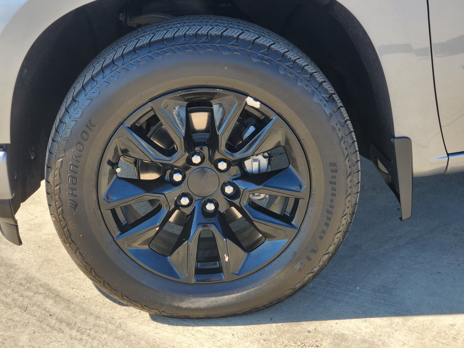 Used 2022 Chevrolet Silverado 1500 Custom w/ LPO, Dark Essentials Package RWD image 28