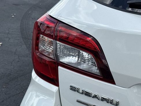 Used 2018 Subaru Outback 2.5i Touring AWD/4WD image 15