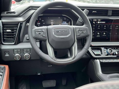 New 2026 GMC Sierra 2500 Denali Ultimate AWD/4WD image 13
