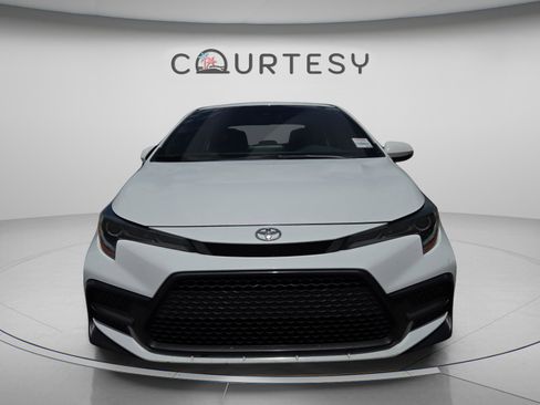 Used 2021 Toyota Corolla SE FWD image 8