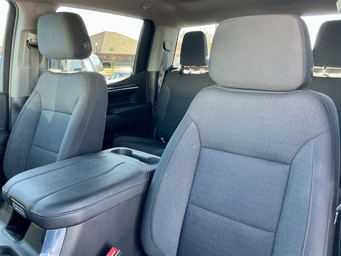 Used 2023 Chevrolet Silverado 1500 LT Trail Boss w/ Protection Package image 37