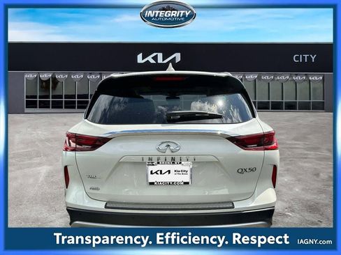 Used 2022 INFINITI QX50 Essential AWD/4WD image 4