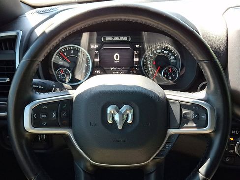Used 2022 RAM 1500 Big Horn AWD/4WD image 29