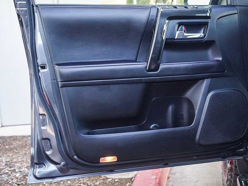 Used 2022 Toyota 4Runner TRD Off-Road Premium image 22