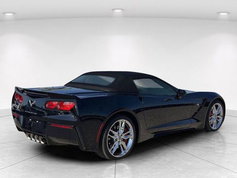 Used 2019 Chevrolet Corvette Stingray Convertible RWD image 5
