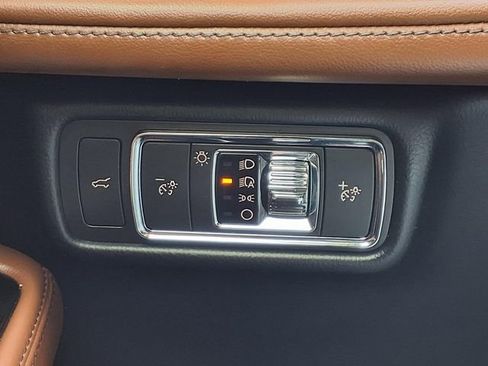 Certified 2022 Lincoln Aviator Reserve w/ Equipment Group 201A RWD image 17