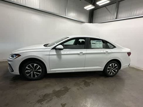 Used 2026 Volkswagen Jetta S FWD image 2