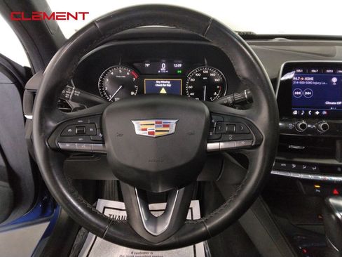 Used 2023 Cadillac CT4 Luxury image 10