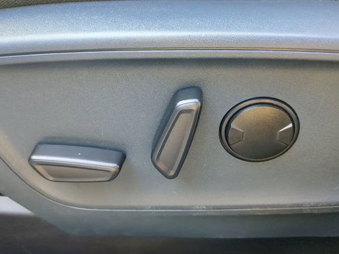 Certified 2024 Ford Maverick XLT w/ XLT Luxury Package image 27