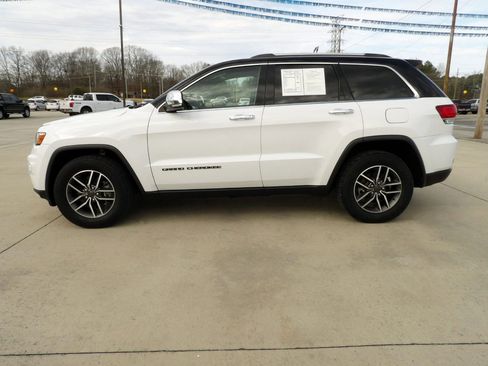 Used 2021 Jeep Grand Cherokee Limited image 36
