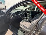 Used 2022 Kia Niro EX image 4
