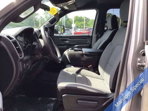 Used 2022 RAM 1500 Big Horn AWD/4WD image 23