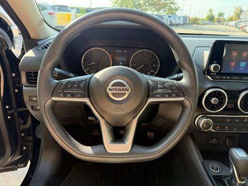 Used 2022 Nissan Sentra S FWD image 11