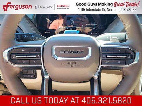 New 2026 GMC Yukon Denali w/ Denali Reserve Package AWD/4WD image 21